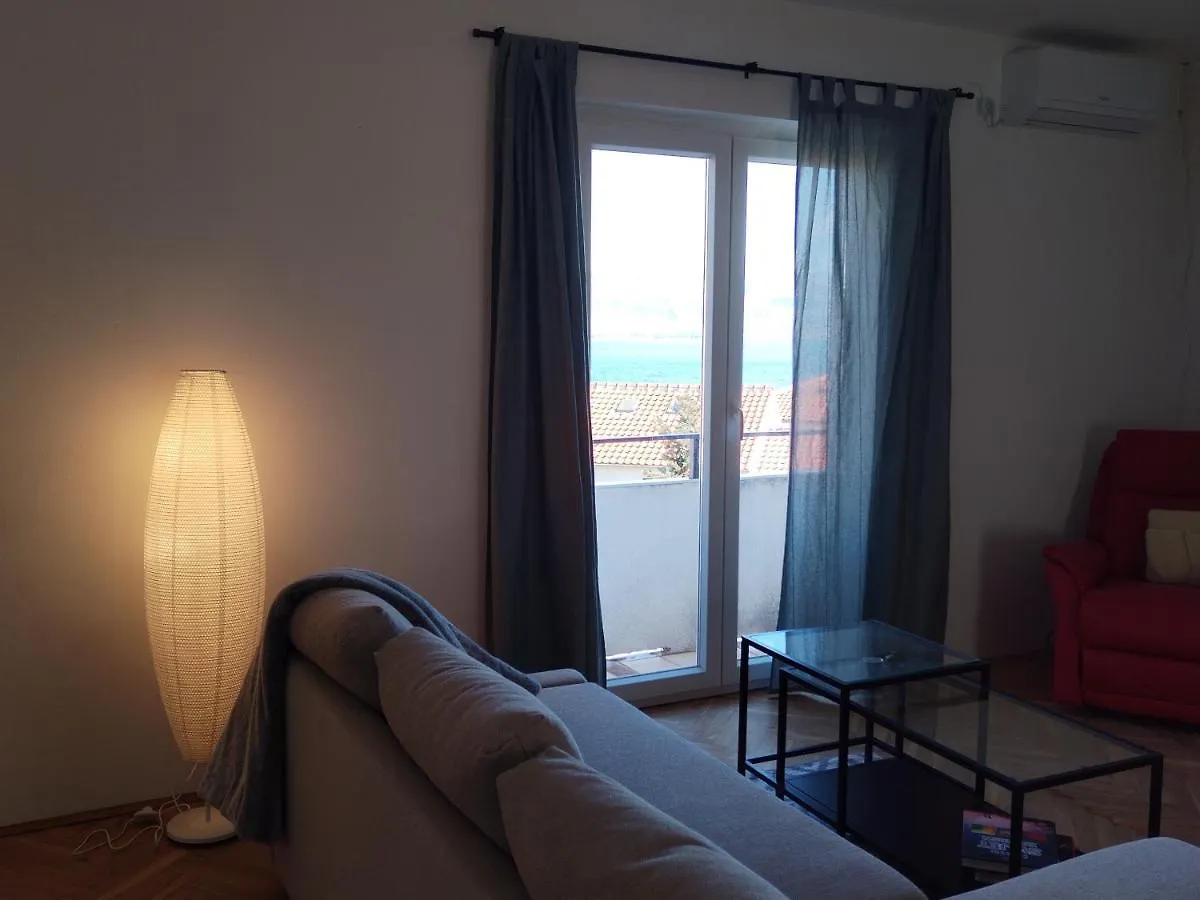Island Bliss - 150 M From The Beach, With Sea View Apartment Vrbnik