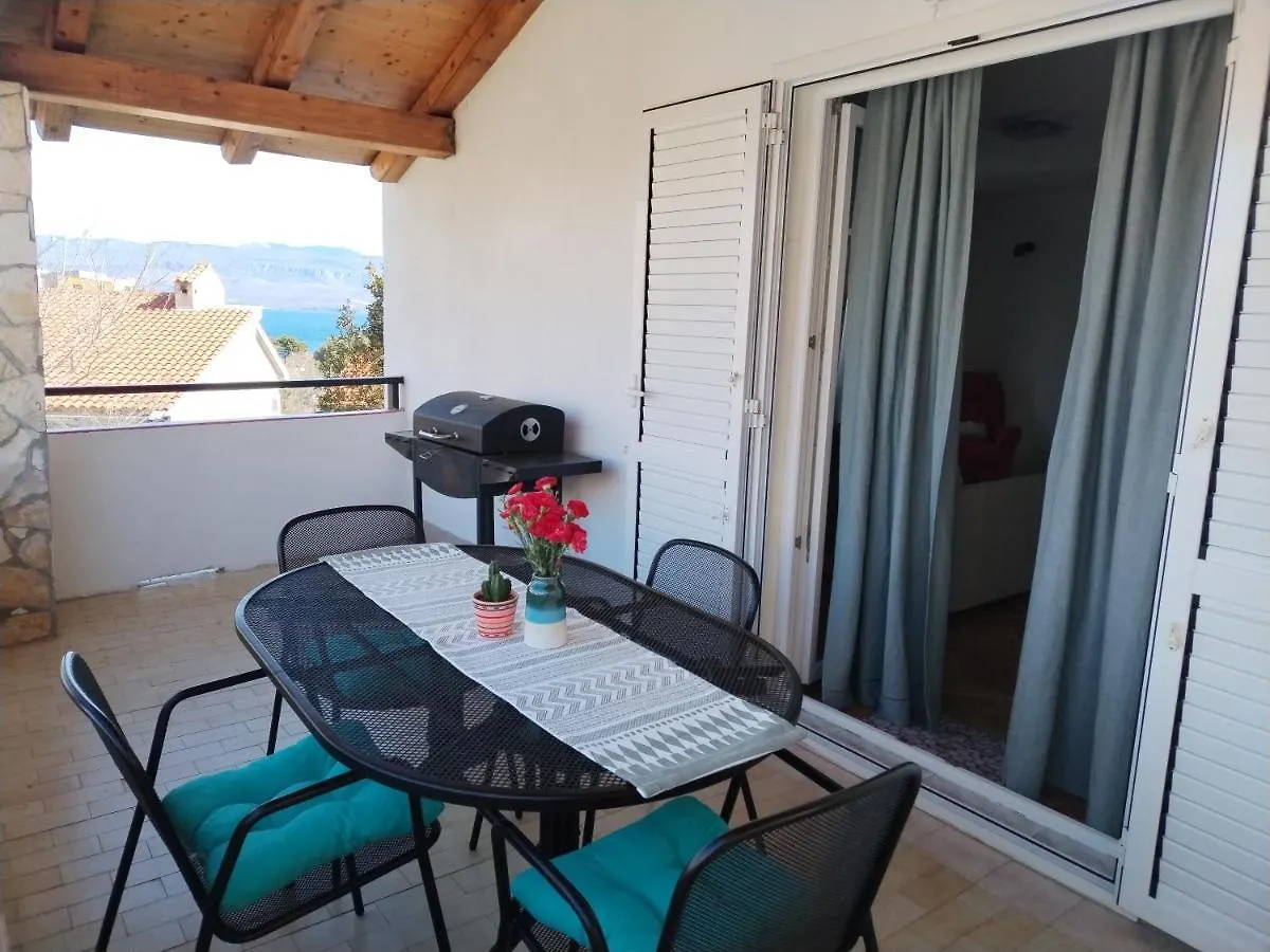 Island Bliss - 150 M From The Beach, With Sea View Apartment Vrbnik