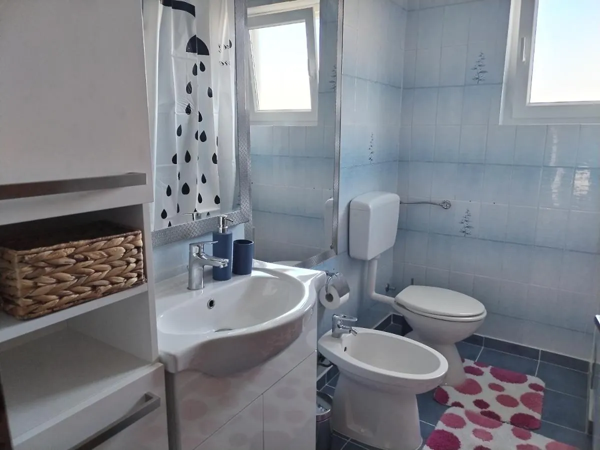 Island Bliss - 150 M From The Beach, With Sea View Apartment Vrbnik Croatia